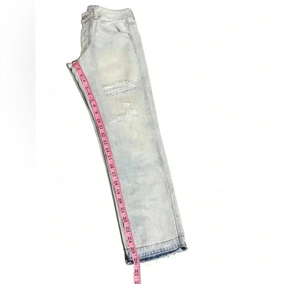 American Eagle Outfitters Women’s Boy Crop Light Washed Button Fly Jeans size 6 - Picture 10 of 13